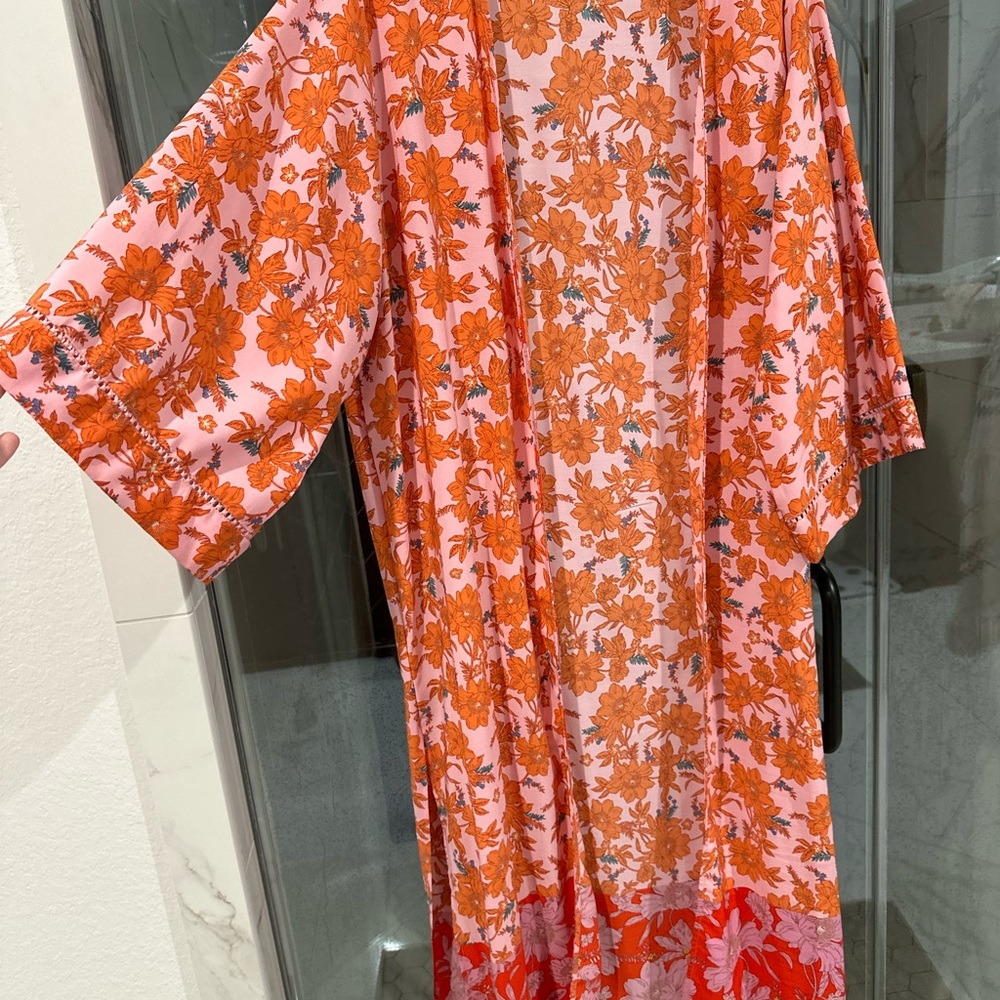 Gorgeous Floral Kimono with Orange and Pink Design